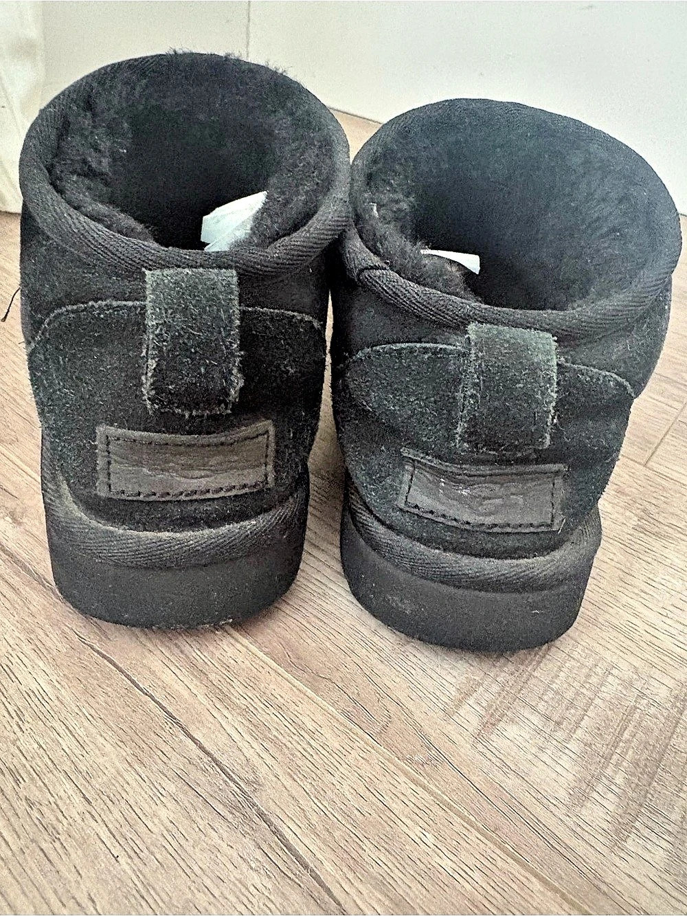UGG Classic Ultra Mini Black Suede Winter Boots US 7 - Picture 2 of 6